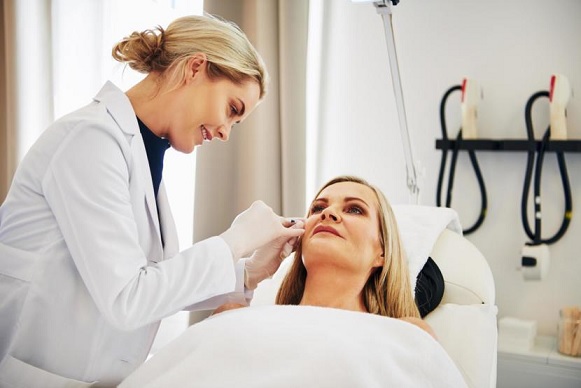 What To Expect During Your First Dermatologist Appointment