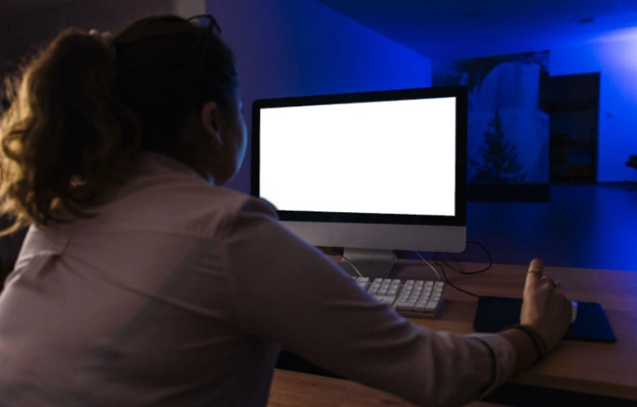 blue light bad for your eyes